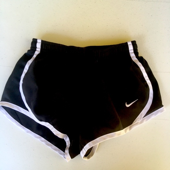Nike Other - Nike Youth XS black Short Pants
